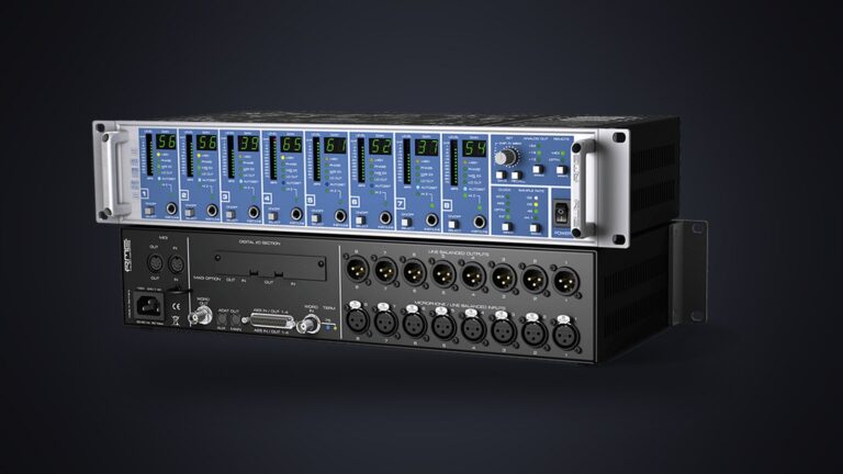 RME Micstasy, préampli micro huit canaux en rack 2U, vue avant et arrière